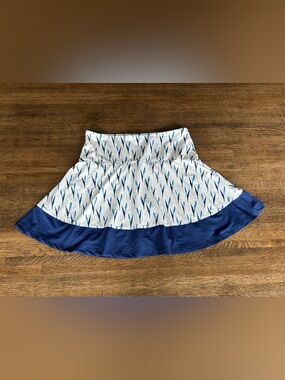 Duffield Lane Skort White with navy/blue design Sporty Active Golf - Size S